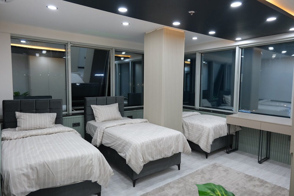 3 Kişilik Deluxe Odamız